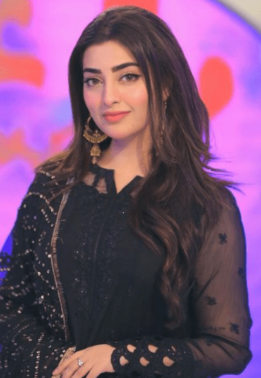 Nawal Saeed Inspired 5 Best Shalwar Kameez Ideas | Transform Your Style with Nawal Saeed’s Shalwar Kameez Inspirations | Nawal Saeed Classic Black Shalwar Kameez