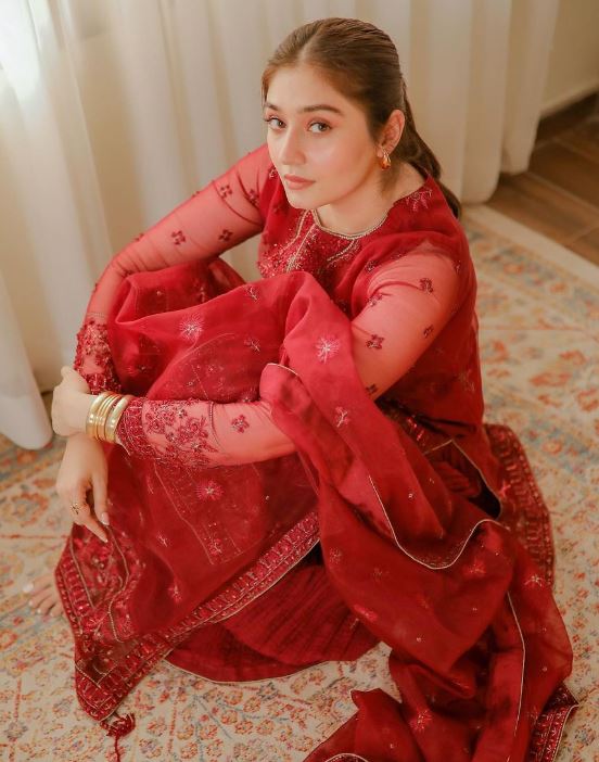 Dur-e-Fishan Saleem Inspired Ladies Shalwar Kameez Ideas | Elevate Your Wardrobe With 7 Stunning Shalwar Kameez Ideas by Dur-e-Fishan