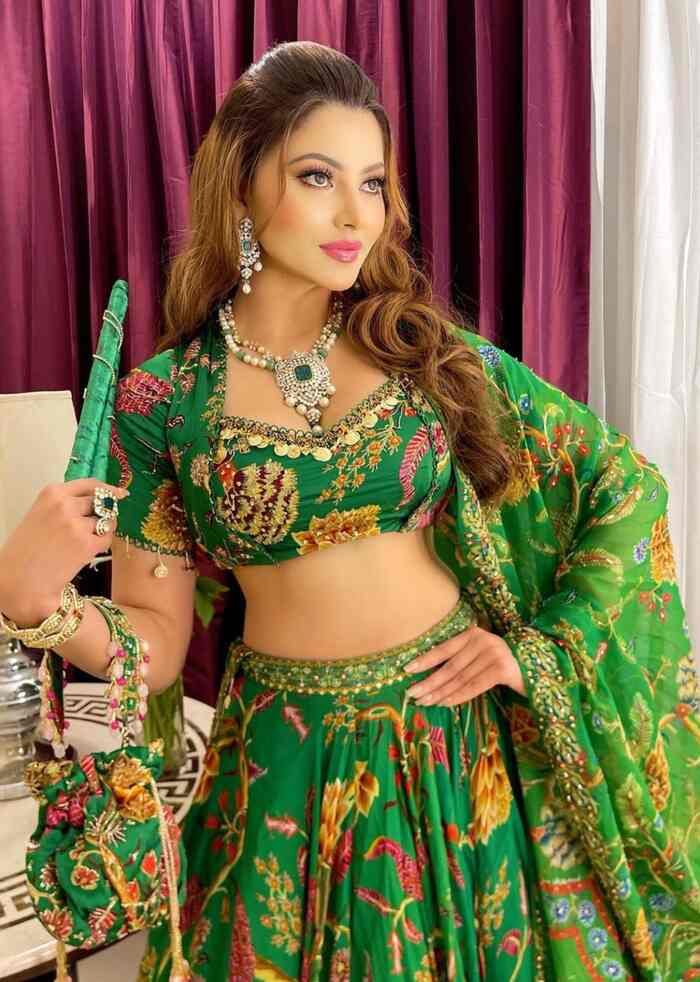 Urvashi Rautela is a Glamorous Desi Chic | 10 Stunning Desi Dressing Ideas Inspired by Urvashi Rautela | Rajasthani Elegance